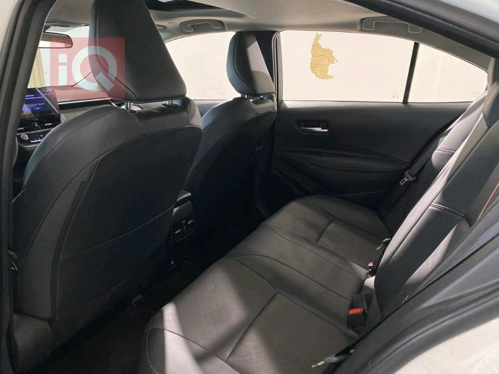 تۆیۆتا کۆرۆلا